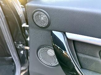 BMW 3-serie 330e 245pk 8-traps aut + f1 high exe - 112dkm nap - harman  - stuur + stoelverw v+a - 360cam - head up - elektr rollo picture 54