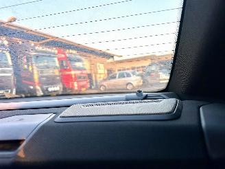 BMW 3-serie 330e 245pk 8-traps aut + f1 high exe - 112dkm nap - harman  - stuur + stoelverw v+a - 360cam - head up - elektr rollo picture 49