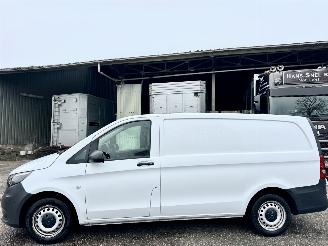 krockskadad bil bedrijf Mercedes Vito 114 CDI 2.2 136pk 6-bak euro.6 Lang - nap - navi - camera - airco - cruise - pdc v+a - schuif + klapdeuren 2020/10