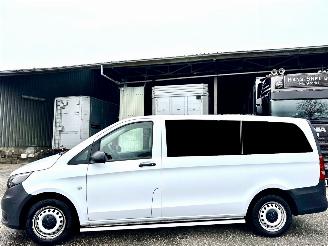 krockskadad bil bedrijf Mercedes Vito Tourer 110 CDI base extra lang 2019/12