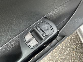 Opel Corsa 1.4-16V 101pk Cosmo 5drs - pano - nap - clima - cruise - half leer - pdc - licht + regens + dimmend binnenspiegel picture 40