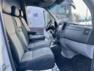 Volkswagen Crafter 30 2.0 TDI 109pk 6-bak L2/H2 Bleum. euro5 - nap - navi - 3 pers - clima - cruise - distr+wp vernieuwd 173dkm picture 41
