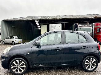 krockskadad bil auto Nissan Micra gereserveerd 1.2i 80pk Connect Edition 5drs - navi - clima - cruise - pdc v+a - licht + regensensor - gebruikerssporen 2014/3