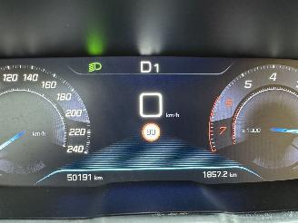 Peugeot 5008 1.2T 131pk 6-traps aut + F1 Crossway 7Pers - navi - leer - virtual - camera v+a - line + side assist - 50dkm picture 36