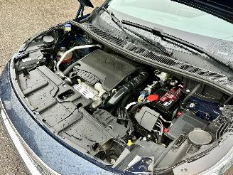 Peugeot 5008 1.2T 131pk 6-traps aut + F1 Crossway 7Pers - navi - leer - virtual - camera v+a - line + side assist - 50dkm picture 12