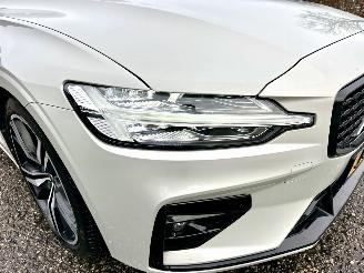 Volvo V-60 2.0 B4 Hybrid 8-traps aut R-Design - nap - virtual - leer - stuur + stoelverw - trekh - front + line + side assist picture 8