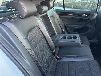 Volkswagen Golf 1.2 TSI 105pk 6-bak Highl 5drs - pano - nap - xenon - massage - navi - stoelverw - half leer - bearlock picture 42