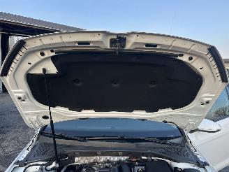 Volkswagen Golf 1.2 TSI 105pk 6-bak Highl 5drs - pano - nap - xenon - massage - navi - stoelverw - half leer - bearlock picture 86