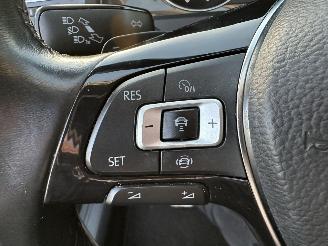 Volkswagen Golf 1.5 TSI 131pk 7-Traps aut + f1 comf bns 5drs - carplay - front assist - acc - pdc v+a - inkl trekh - privacy glass picture 15