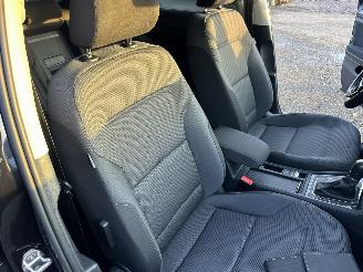 Volkswagen Golf 1.5 TSI 131pk 7-Traps aut + f1 comf bns 5drs - carplay - front assist - acc - pdc v+a - inkl trekh - privacy glass picture 50