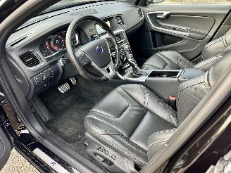Volvo V-60 2.4 D5 Hybrid aut AWD R-Design - schuifdak - leer - nav - cam - front + line + side assist - harman/kardon picture 20