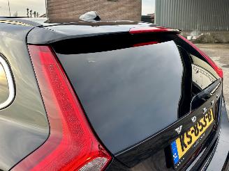 Volvo V-60 2.4 D5 Hybrid aut AWD R-Design - schuifdak - leer - nav - cam - front + line + side assist - harman/kardon picture 84