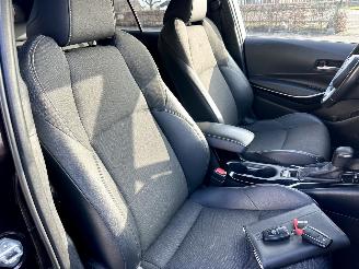 Toyota Corolla Touring sports 1.8 Hybrid aut Dynamic - nap - keyless - navi - cam - trekh - front + line assist - pdc v+a picture 56