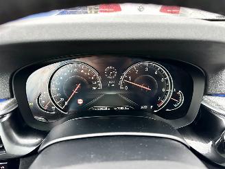 BMW 5-serie 540i 340pk aut + f1 High Exe M-Sport - schuifdak - hud - softclose - b&w - 360cam - stoelvent - stuurverw picture 35