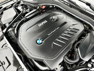 BMW 5-serie 540i 340pk aut + f1 High Exe M-Sport - schuifdak - hud - softclose - b&w - 360cam - stoelvent - stuurverw picture 108