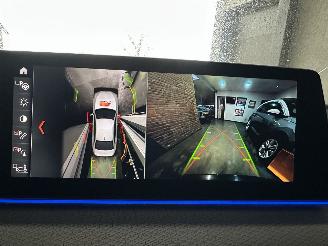 BMW 5-serie 540i 340pk aut + f1 High Exe M-Sport - schuifdak - hud - softclose - b&w - 360cam - stoelvent - stuurverw picture 15