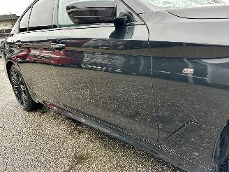 BMW 5-serie 540i 340pk aut + f1 High Exe M-Sport - schuifdak - hud - softclose - b&w - 360cam - stoelvent - stuurverw picture 125
