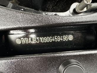 BMW 5-serie 540i 340pk aut + f1 High Exe M-Sport - schuifdak - hud - softclose - b&w - 360cam - stoelvent - stuurverw picture 109