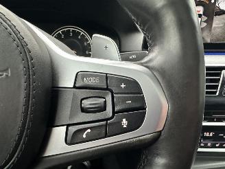 BMW 5-serie 540i 340pk aut + f1 High Exe M-Sport - schuifdak - hud - softclose - b&w - 360cam - stoelvent - stuurverw picture 36