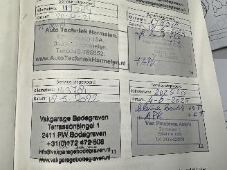 Toyota Auris Touring Sports 1.8 Hybrid 123pk aut pano - nap - navi - camera - keyless - front + park + line assist - pdc v+a picture 109