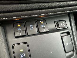 Toyota Auris Touring Sports 1.8 Hybrid 123pk aut pano - nap - navi - camera - keyless - front + park + line assist - pdc v+a picture 34