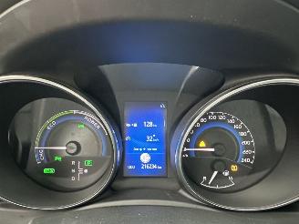 Toyota Auris Touring Sports 1.8 Hybrid 123pk aut pano - nap - navi - camera - keyless - front + park + line assist - pdc v+a picture 25