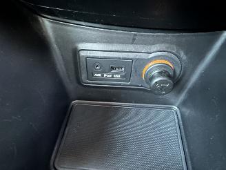 Kia Venga 1.4 CVVT 90pk X-Pect - 77dkm - airco - stoelverw - lichtsensor - pdc - esp - usb - aux - cv op afstandbed picture 43