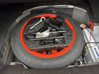 Jaguar XF 3.0 V6 238pk aut + f1 Prem Luxury - schuifdak - leer - nav - cam - elektr rollo - B&W - stoelvent - stuurverw picture 13