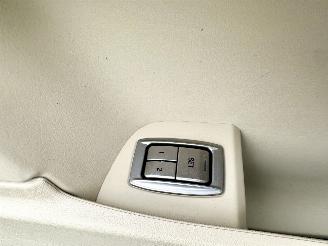 Jaguar XF 3.0 V6 238pk aut + f1 Prem Luxury - schuifdak - leer - nav - cam - elektr rollo - B&W - stoelvent - stuurverw picture 43