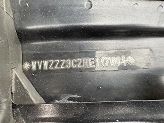 Volkswagen Passat 1.4 TSI 150pk 7-traps aut + f1 Highline sedan - navi - camera - front + line assist - stuurverw - stoelverw picture 68