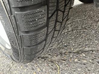 Volkswagen Passat 1.4 TSI 150pk 7-traps aut + f1 Highline sedan - navi - camera - front + line assist - stuurverw - stoelverw picture 71