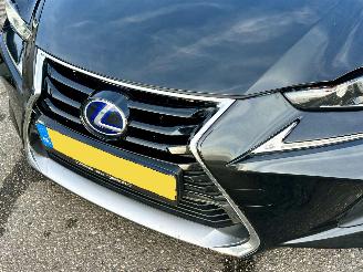 Lexus IS 300h 181pk aut Hybrid Sport Edition - nap - 1e eig - nav - camera - rood leer - stoelverw - keyless - facelift picture 106