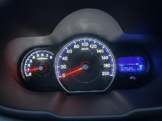 Hyundai I-10 Gereserveerd 1.1 i-Drive 69pk Cool 5drs - 62dkm nap - airco - elektr ramen - facelift - aux - usb - radio cd - rijdbaar picture 33