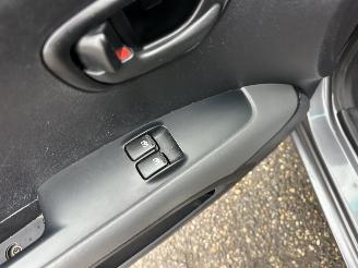 Hyundai I-10 Gereserveerd 1.1 i-Drive 69pk Cool 5drs - 62dkm nap - airco - elektr ramen - facelift - aux - usb - radio cd - rijdbaar picture 23