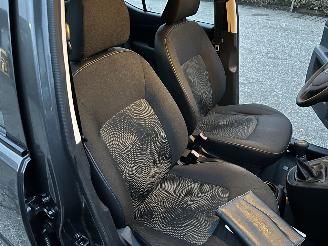 Hyundai I-10 Gereserveerd 1.1 i-Drive 69pk Cool 5drs - 62dkm nap - airco - elektr ramen - facelift - aux - usb - radio cd - rijdbaar picture 52