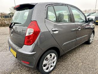 Hyundai I-10 Gereserveerd 1.1 i-Drive 69pk Cool 5drs - 62dkm nap - airco - elektr ramen - facelift - aux - usb - radio cd - rijdbaar picture 5