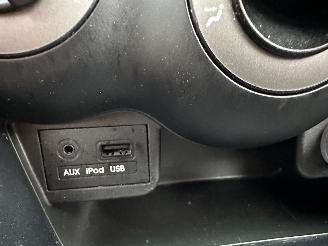 Hyundai I-10 Gereserveerd 1.1 i-Drive 69pk Cool 5drs - 62dkm nap - airco - elektr ramen - facelift - aux - usb - radio cd - rijdbaar picture 22