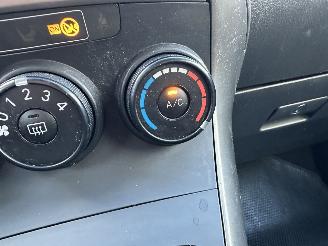 Toyota Verso 1.6 VVT-i 132pk 6-bak Comfort 7Pers - airco - 4x elektr ramen - radio cd + aux - trekh - 4x all season picture 21