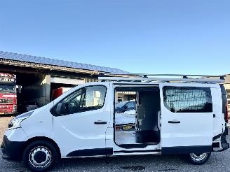 Renault Trafic 2.0 dCi 120pk 6-bak L2/H1 Comf euro.6 - 1e eig - nap - 2x schuifdeur - navi - airco - cruise - pdc - trekh picture 2