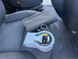 Renault Trafic 2.0 dCi 120pk 6-bak L2/H1 Comf euro.6 - 1e eig - nap - 2x schuifdeur - navi - airco - cruise - pdc - trekh picture 61