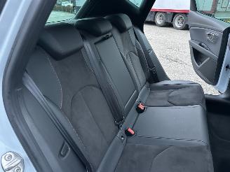 Seat Leon 1.5 TSI 131pk FR Ult Ed - pano - 78dkm - facelift - virtual - front assist - sfeerverl - pdc v+a - alarm - nardo grey picture 75