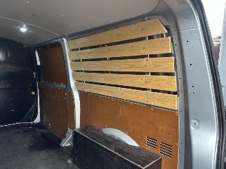 Volkswagen Transporter Gereserveerd 2.0 TDI 110pk L2/H1 Highline - nap - facelift - navi - airco - cruise - elektr pakket - trekh - pdc - CarPlay picture 15