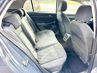 Volkswagen Golf 1.5 eTSI 162pk aut + f1 Style - nap - pano - virtual - massage - front + line + side + park assist - virtual picture 51