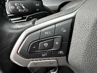 Volkswagen Golf 1.5 eTSI 162pk aut + f1 Style - nap - pano - virtual - massage - front + line + side + park assist - virtual picture 28