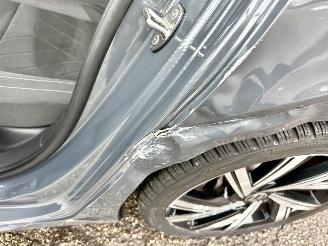 Volkswagen Golf 1.5 eTSI 162pk aut + f1 Style - nap - pano - virtual - massage - front + line + side + park assist - virtual picture 64