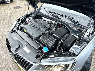 Skoda Superb 2.0 TDI 150pk 6-bak euro.6 Style Bus - nap - navi - camera - front + side + park assist - keyless entry + start picture 77