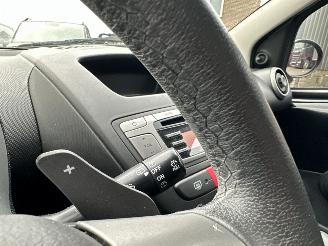 Toyota Aygo 1.0 VVT-i 68pk aut + f1 Aspiration - nap - airco - facelift - led - bleutooth - elektr ramen - slechts 75dkm picture 16