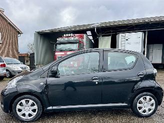 skadebil auto Toyota Aygo 1.0 VVT-i 68pk aut + f1 Aspiration - nap - airco - facelift - 2014/2