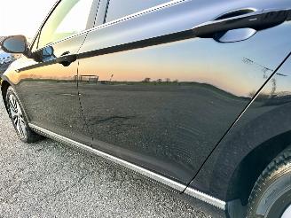 Volkswagen Passat 1.4 TSI 225pk AUT + F1 PHEV GTE Business sedan - massage - virtual - acc - front + line + side assist - facelift - elektr klep picture 105