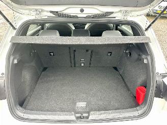 Volkswagen Golf 1.5 eTSI aut + f1 162pk R-Line - pano - hud - keyless - virtual - front + line + side + park assist picture 81